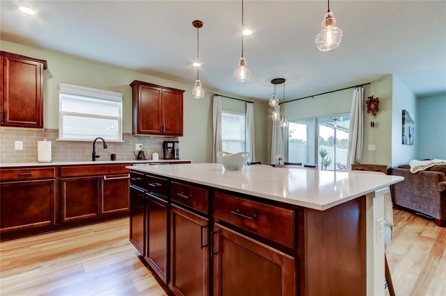 6364 DUTTON DRIVE, Wesley Chapel, FL 33545