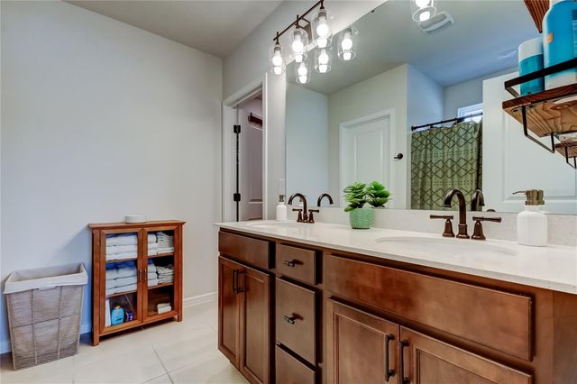 6364 DUTTON DRIVE, Wesley Chapel, FL 33545