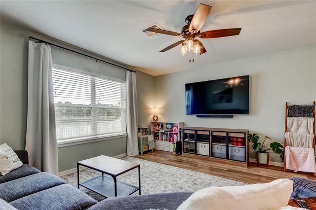 6364 DUTTON DRIVE, Wesley Chapel, FL 33545