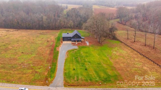 1040 Third Creek Church Road, Cleveland, NC 27013