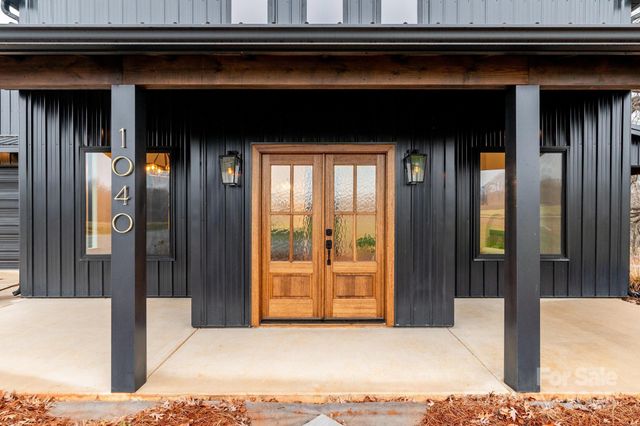 1040 Third Creek Church Road, Cleveland, NC 27013