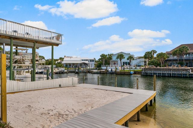 522 Osceola Drive, Destin, FL 32541