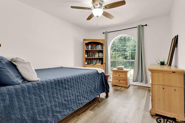 855 Avenue A, Canton, TX 75103