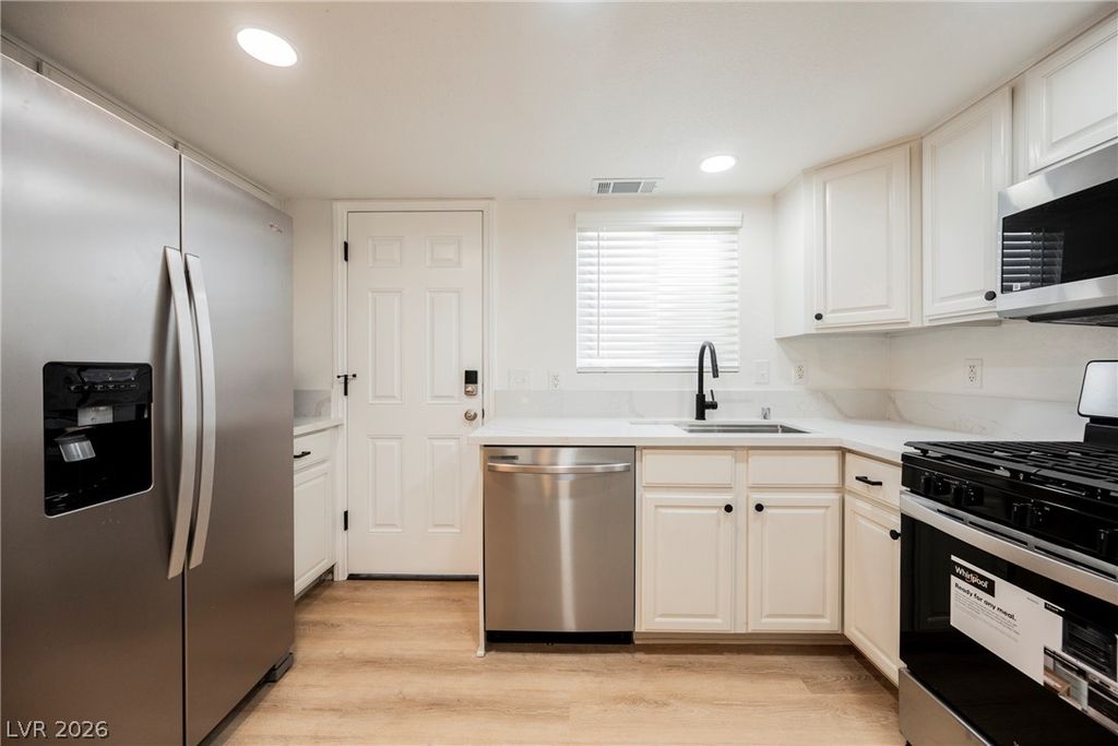 454 Sellers Place, Henderson, NV 89011 — photo 3