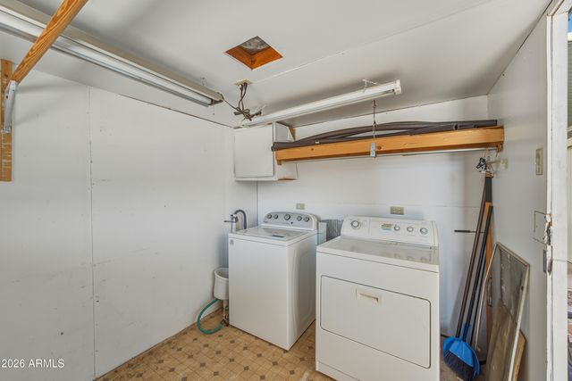 102 E BARREL CACTUS Lane, Florence, AZ 85132