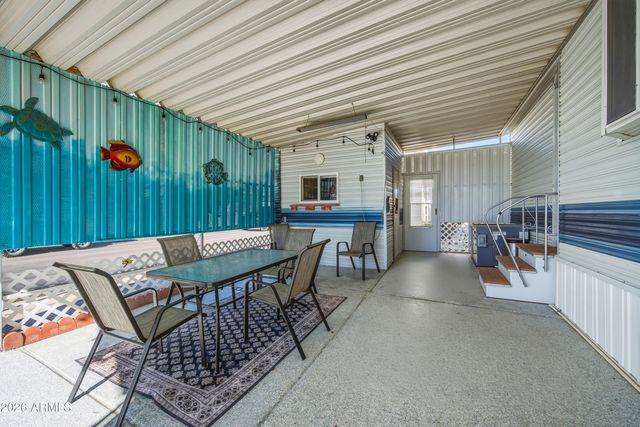 102 E BARREL CACTUS Lane, Florence, AZ 85132