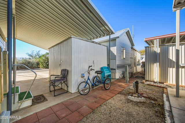 102 E BARREL CACTUS Lane, Florence, AZ 85132