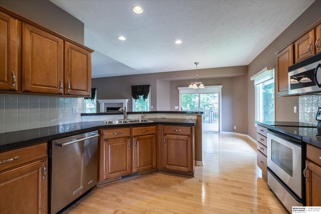 4715 N 134th Avenue, Omaha, NE 68164