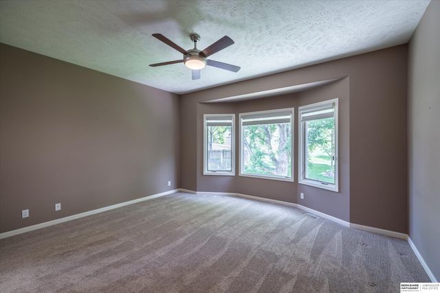 4715 N 134th Avenue, Omaha, NE 68164