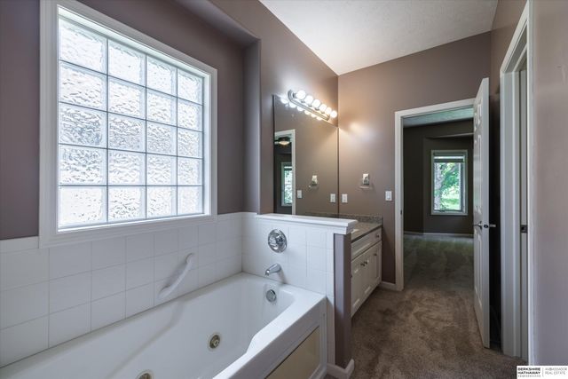4715 N 134th Avenue, Omaha, NE 68164