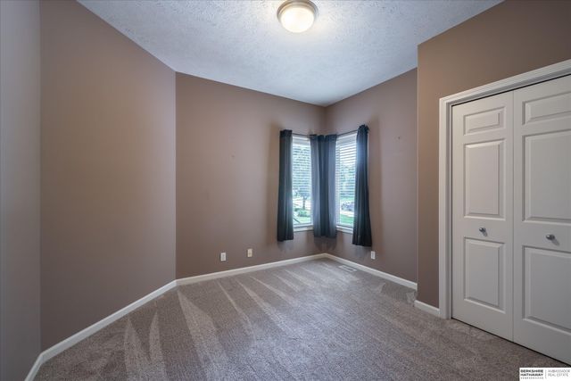 4715 N 134th Avenue, Omaha, NE 68164