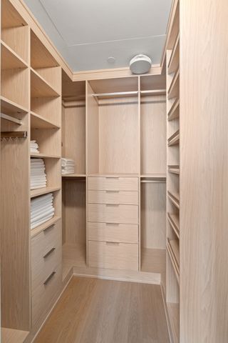 682 Atlantic Ave 4905, Boston, MA 02111