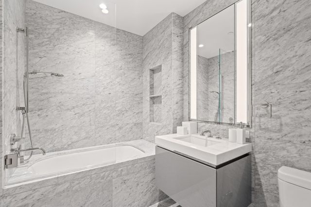 682 Atlantic Ave 4905, Boston, MA 02111