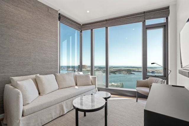 682 Atlantic Ave 4905, Boston, MA 02111
