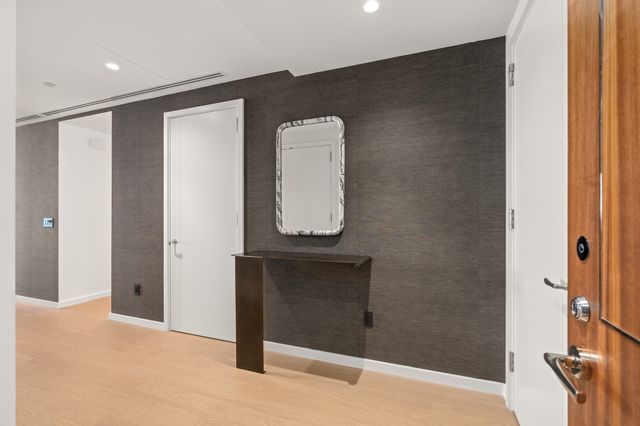 682 Atlantic Ave 4905, Boston, MA 02111
