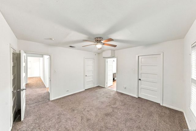 2451 W HUISACHE AVE, San Antonio, TX 78228