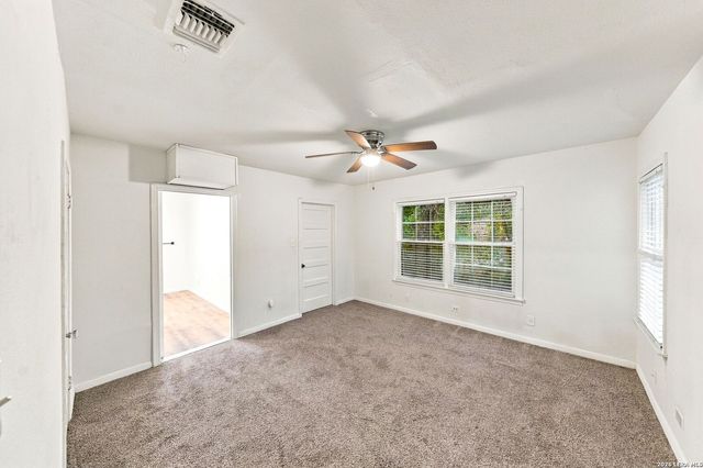 2451 W HUISACHE AVE, San Antonio, TX 78228