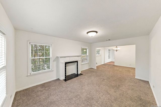 2451 W HUISACHE AVE, San Antonio, TX 78228