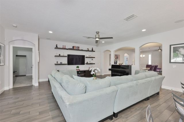 11014 BRAHMAN RANCH CIRCLE, Riverview, FL 33578