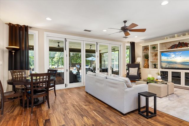 10020 Flight Plan Drive, Granbury, TX 76049