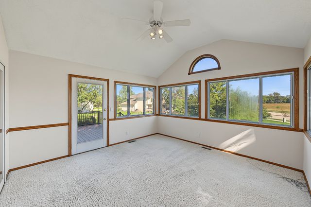 1025 NE Fountain View Court, Ankeny, IA 50021