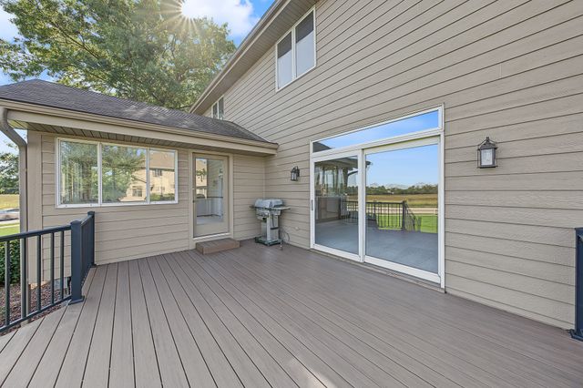 1025 NE Fountain View Court, Ankeny, IA 50021