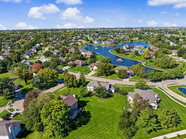 1025 NE Fountain View Court, Ankeny, IA 50021