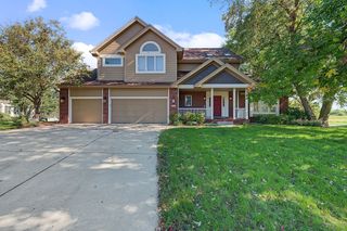 1025 NE Fountain View Court, Ankeny, IA 50021