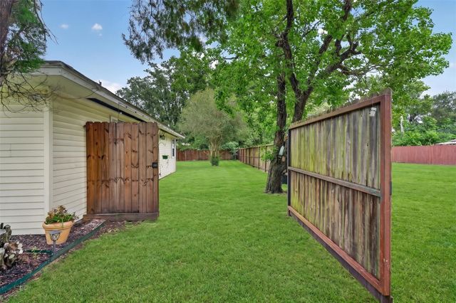 13919 Santa Teresa Road, Houston, TX 77045