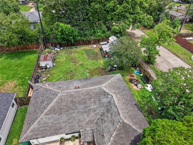13919 Santa Teresa Road, Houston, TX 77045