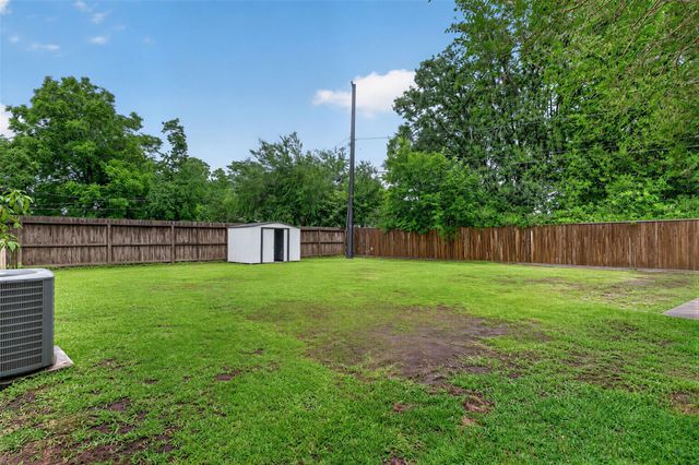 13919 Santa Teresa Road, Houston, TX 77045