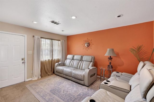 13919 Santa Teresa Road, Houston, TX 77045