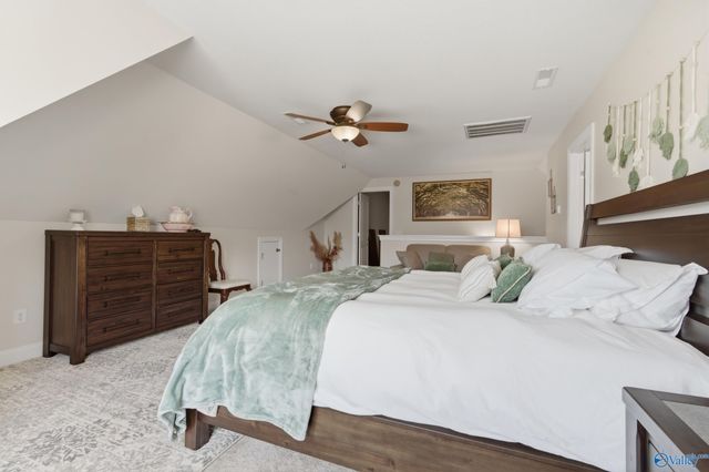 211 Ash Ridge Drive, New Market, AL 35761