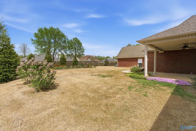 211 Ash Ridge Drive, New Market, AL 35761