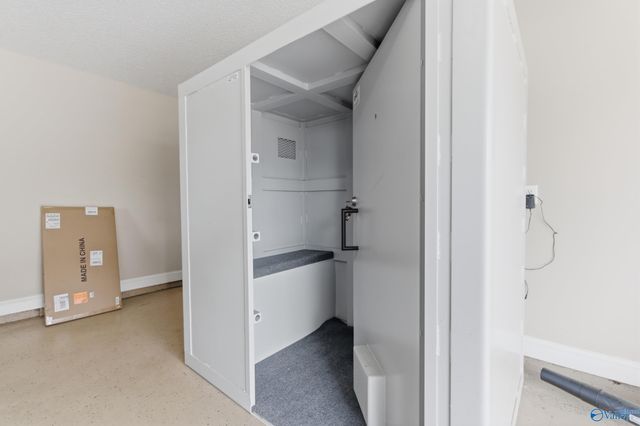 211 Ash Ridge Drive, New Market, AL 35761