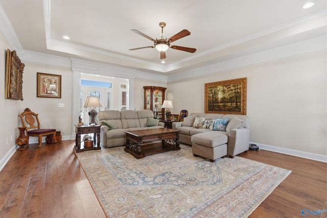 211 Ash Ridge Drive, New Market, AL 35761