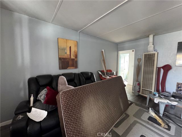 13841 Carson, Trona, CA 93562