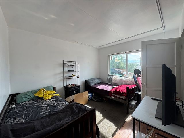 13841 Carson, Trona, CA 93562