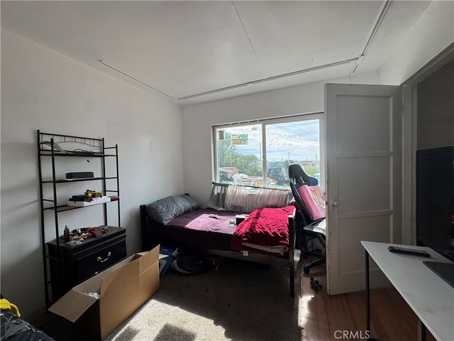 13841 Carson, Trona, CA 93562