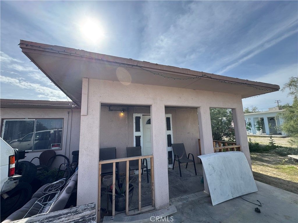 13841 Carson, Trona, CA 93562