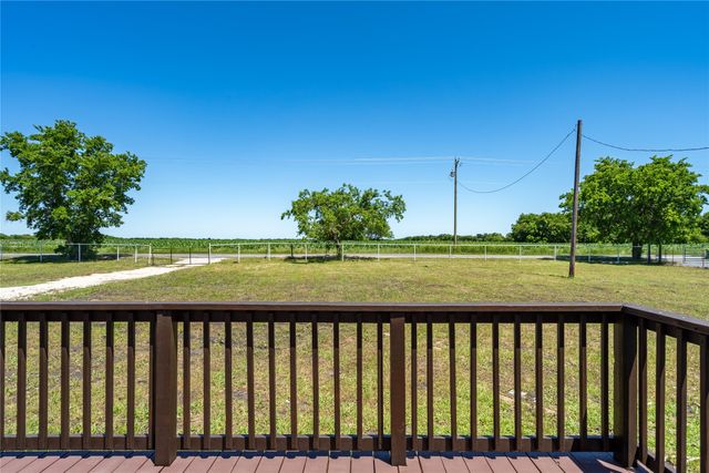 2104 County Road 2134, Caddo Mills, TX 75135