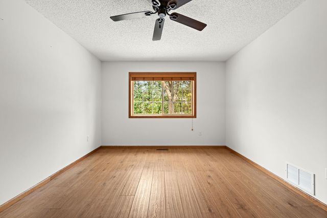 27765 Woodland Drive, Chisago City, MN 55013