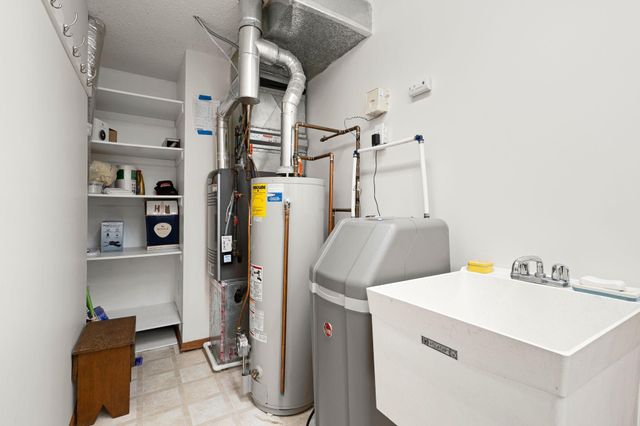 27765 Woodland Drive, Chisago City, MN 55013