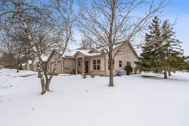 27765 Woodland Drive, Chisago City, MN 55013