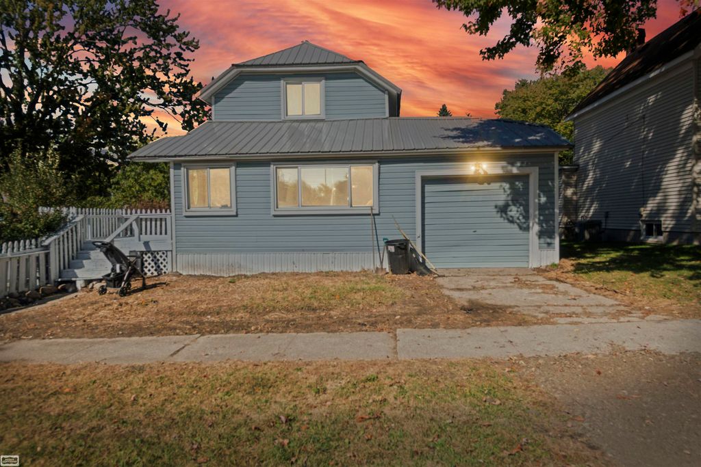 3905 Sheldon Road, Carsonville, MI 48419