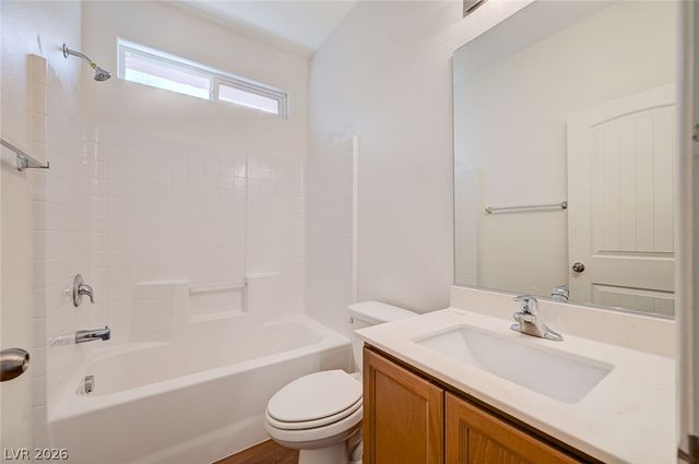 8858 Lake Myers Court, Las Vegas, NV 89139