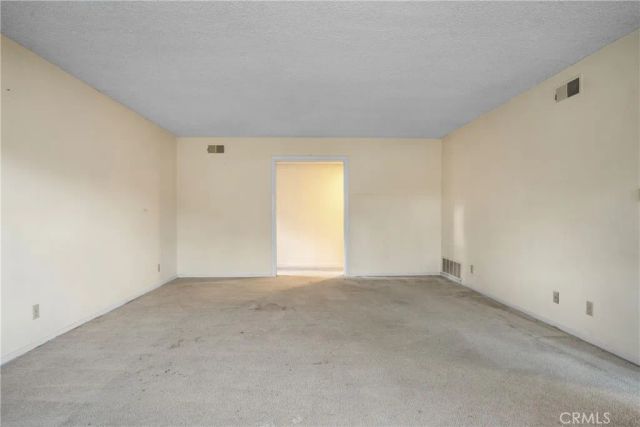 3141 E Palmyra Avenue, Orange, CA 92869