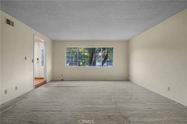 3141 E Palmyra Avenue, Orange, CA 92869