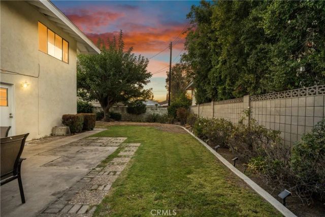 3141 E Palmyra Avenue, Orange, CA 92869