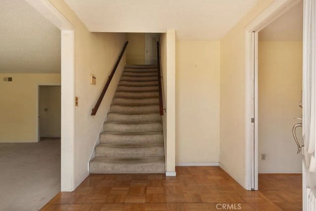3141 E Palmyra Avenue, Orange, CA 92869